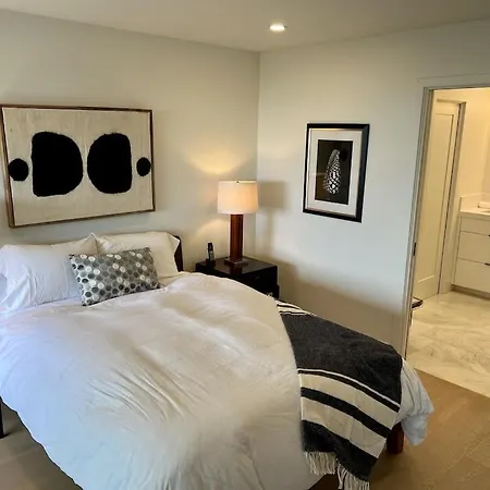 Appartement Oceanfront Fully Remodeled 2Br 2Ba, Pool, Hot Tub, Gated Parking